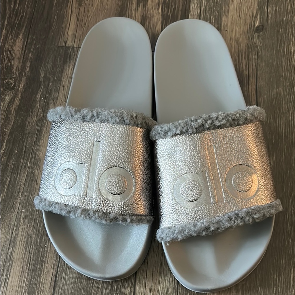 ALO Yoga Silver and Gray Women's Sandals